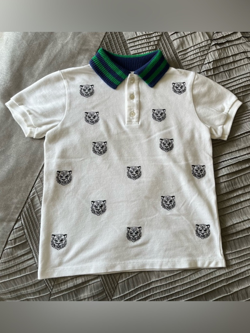 Gucci boys collared polo short sleeve shirt size 6
